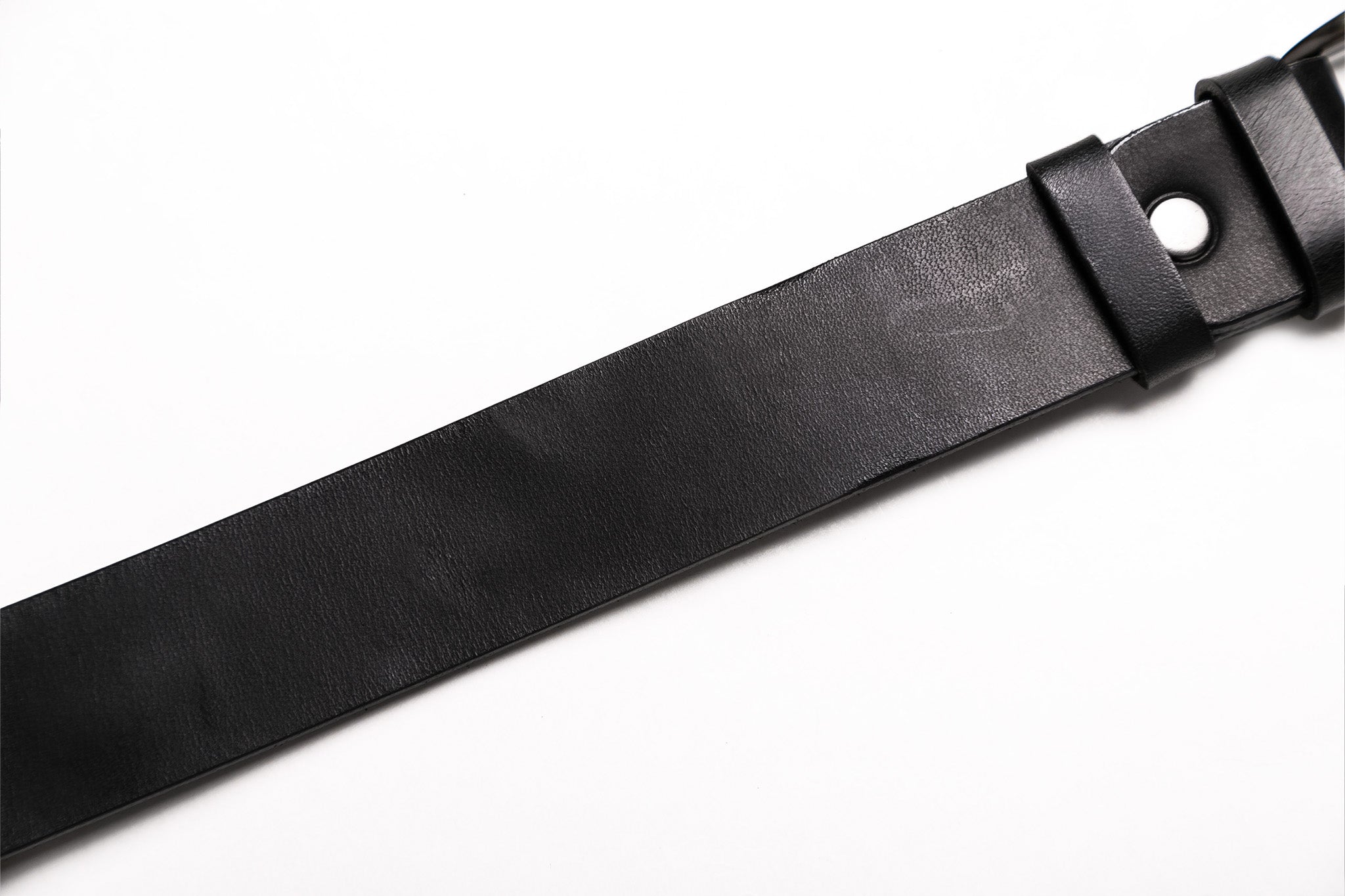 Czarny połysk 3,5 cm + Itom. 82 cm (Nr 49)