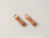 Brelok do kluczy na półkółku z inicjałami