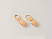 Brelok do kluczy na półkółku z inicjałami